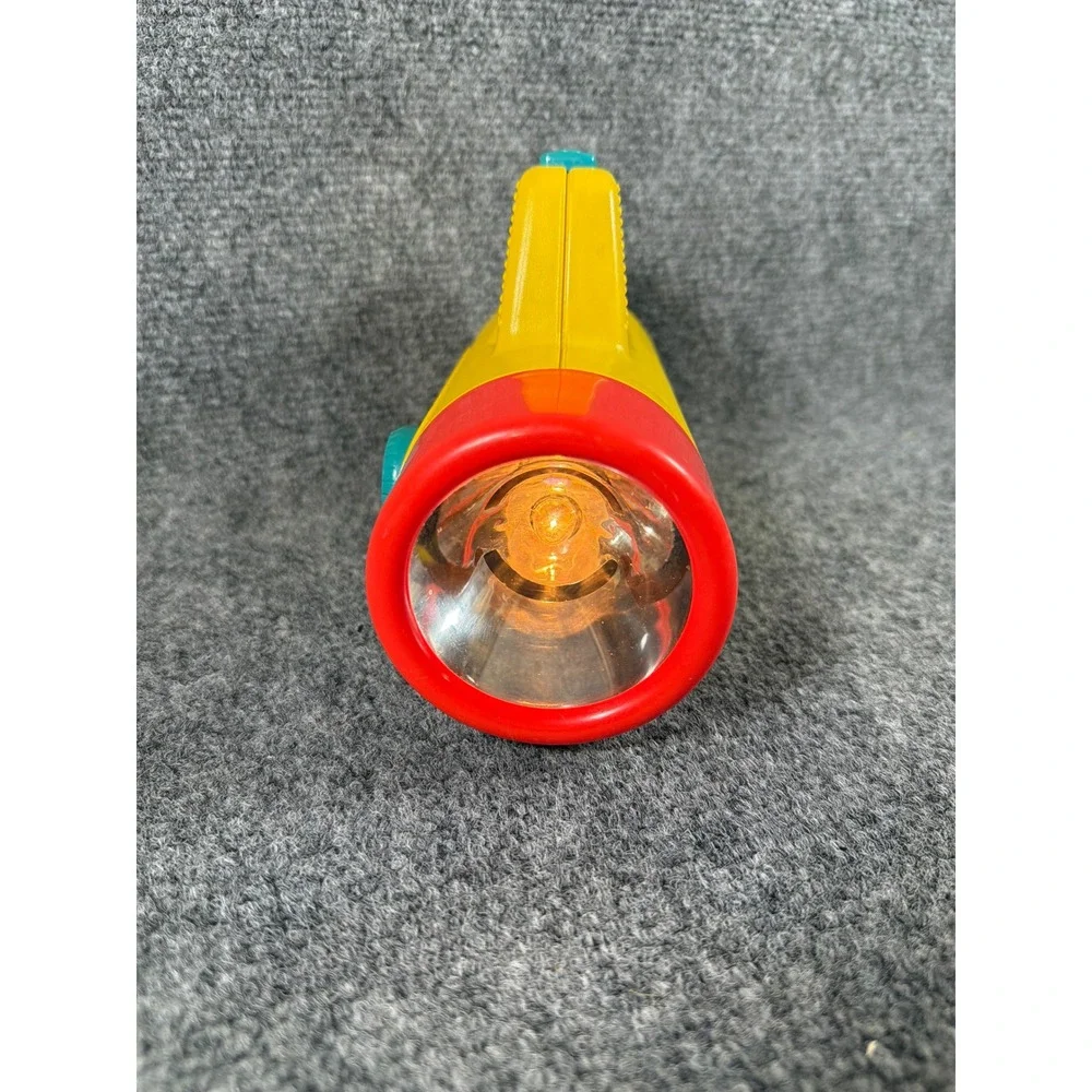 Vintage Playskool Flashlight Color Changing Red Green White Toy 144.03 Tested